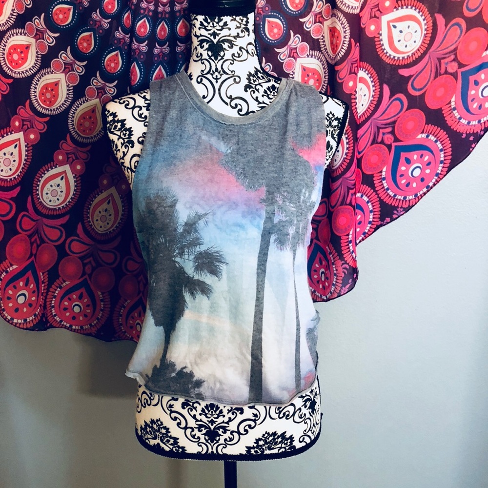 🌻 Cute Top from Aero🌼